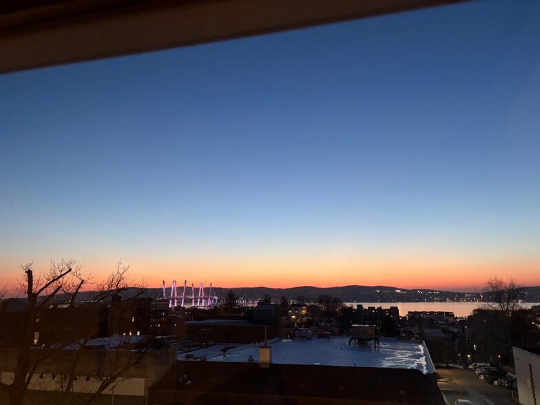 More Photos Of 54 N Broadway, Tarrytown Office For Lease