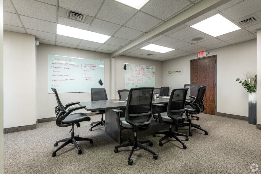 More Photos Of 5 Severance Cir, Cleveland Heights Medical For Lease