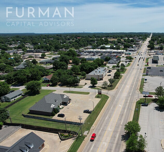 More Photos Of 949 E Taft Ave, Sapulpa Medical For Sale