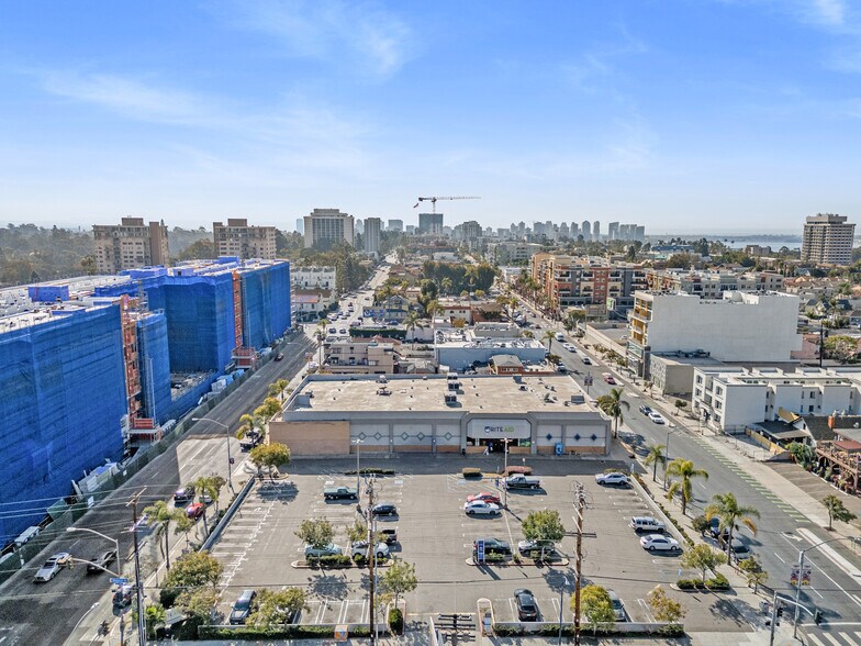 More Photos Of 535 Robinson Ave, San Diego Drugstore For Sale