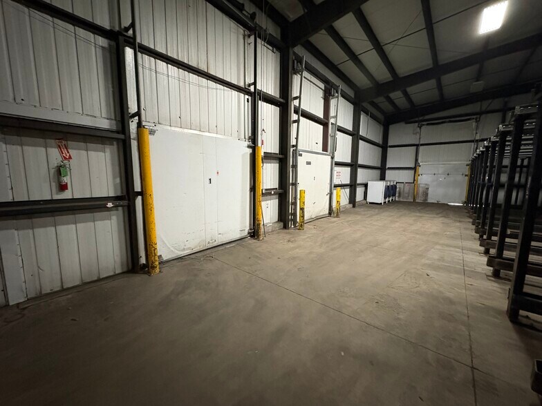 More Photos Of 11375 US-701 Hwy, Elizabethtown Refrigeration Cold Storage For Sale