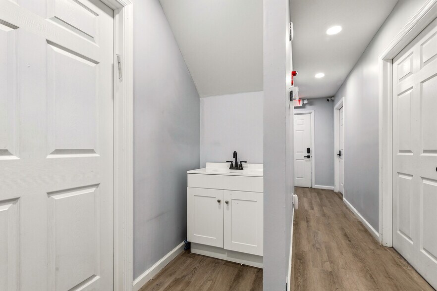 More Photos Of 2611 Route 37 E, Toms River Office For Sale