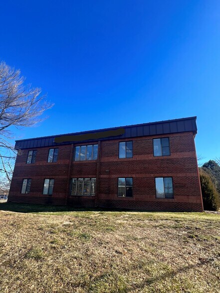 More Photos Of 9299 Old Keene Mill Rd, Burke Medical For Sale