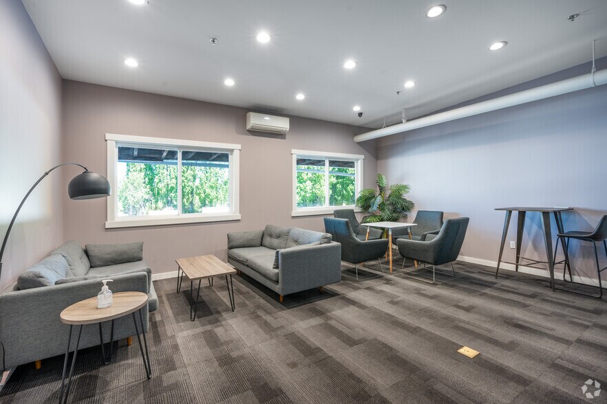 More Photos Of 15300 Woodinville-Redmond Rd NE, Woodinville Manufacturing For Lease