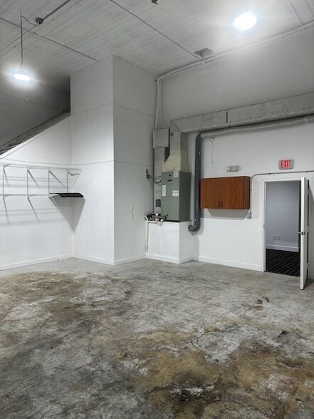 More Photos Of 16115-16155 SW 117th Ave, Miami Light Distribution For Sale