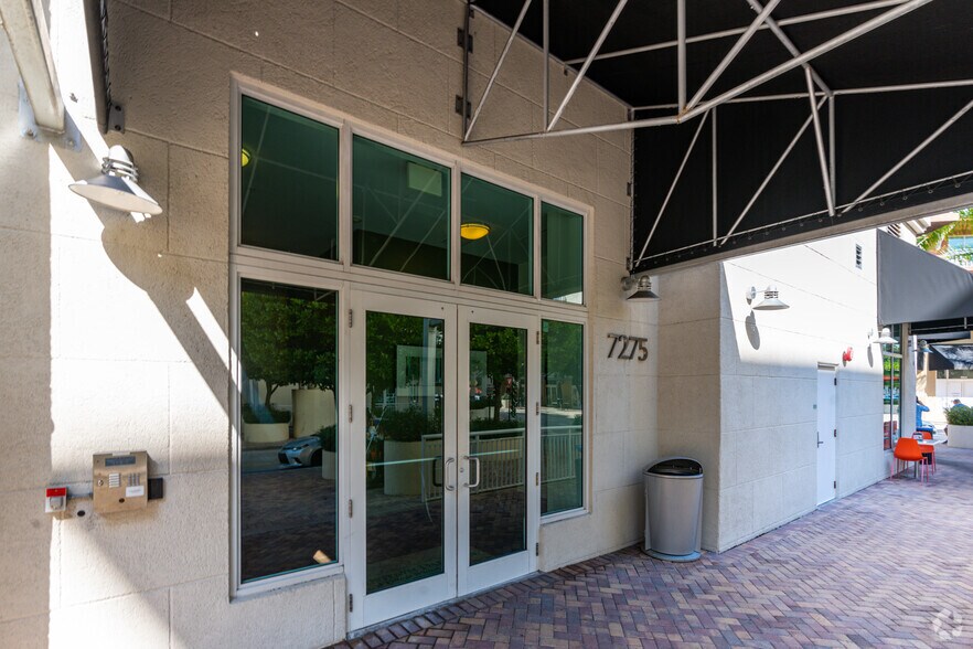 More Photos Of 7205-7290 N Kendall Dr, Miami Apartments For Lease