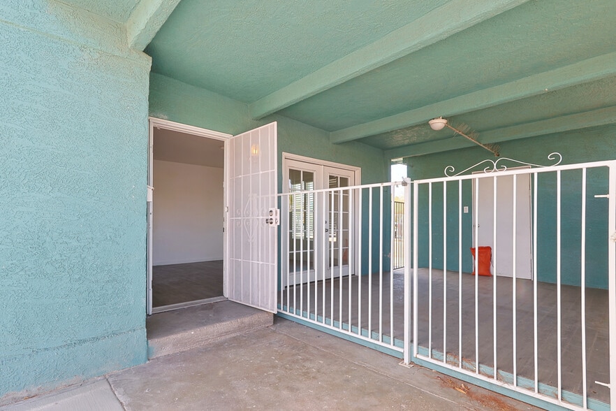 More Photos Of 303 Tin St, Henderson Office Residential For Sale