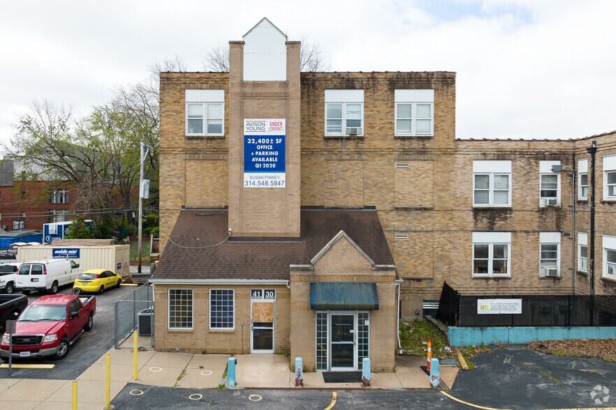 Primary Photo Of 4130 Lindell Blvd, Saint Louis Office For Sale