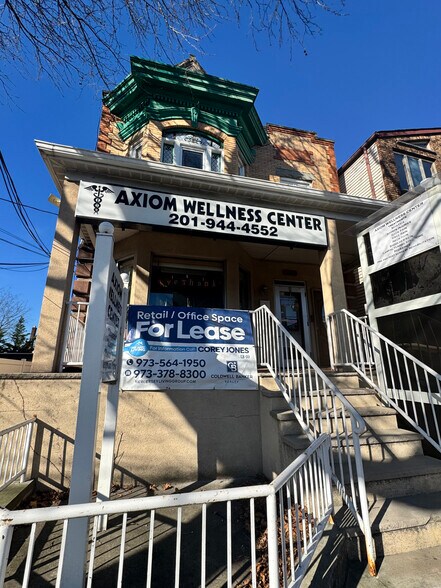 Primary Photo Of 7633 Kennedy Blvd, North Bergen Storefront Retail Residential For Lease