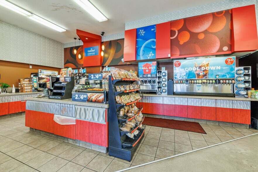 More Photos Of 3401 Middlefield Rd, Menlo Park Convenience Store For Sale