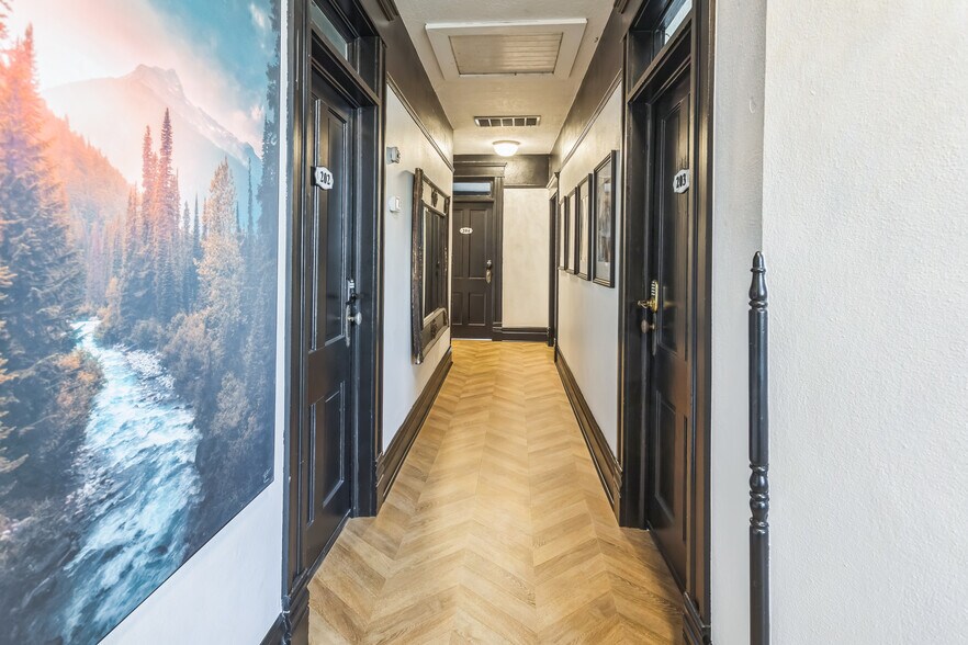 More Photos Of 100 W Main St, Boise Office Residential For Lease