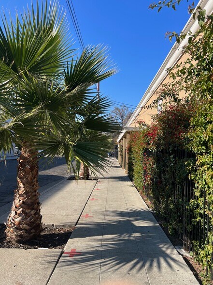 More Photos Of 33 E Magnolia St, Stockton Office For Lease