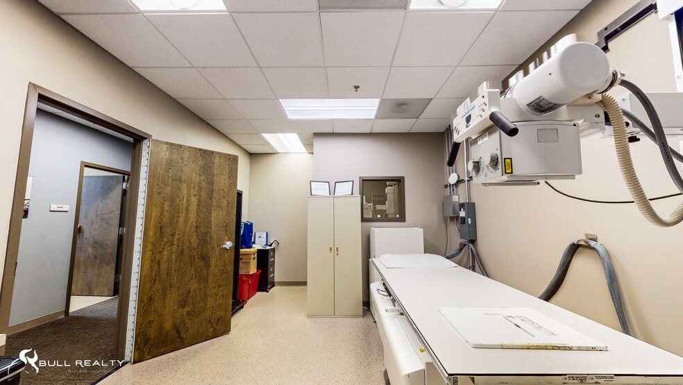 More Photos Of 6 Concourse Pky, Atlanta Office For Lease