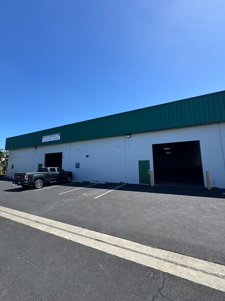 More Photos Of 1030 Opule St, Kapolei Warehouse For Lease