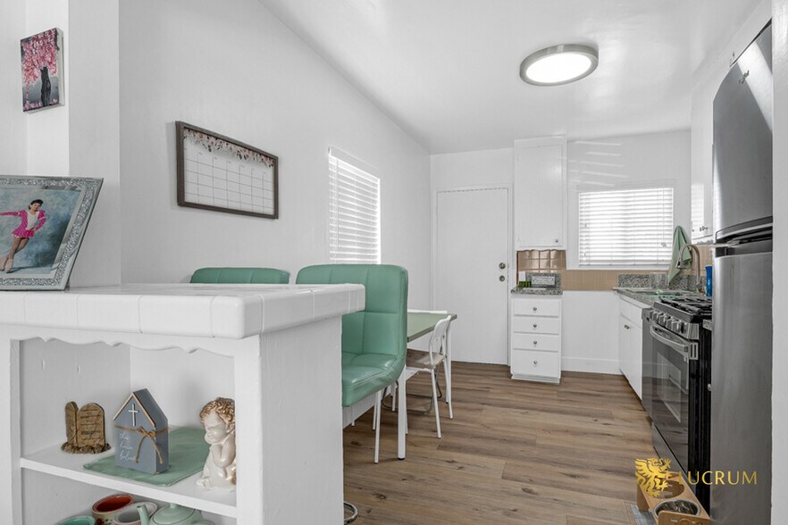 More Photos Of 11311 Burbank Blvd, North Hollywood Apartments For Sale