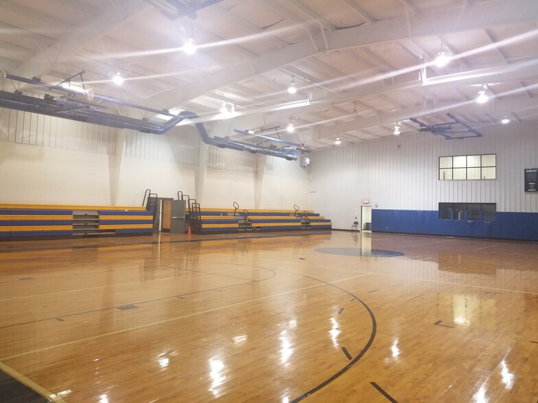 More Photos Of 6800 N Bryant Ave, Oklahoma City Religious Facility For Sale