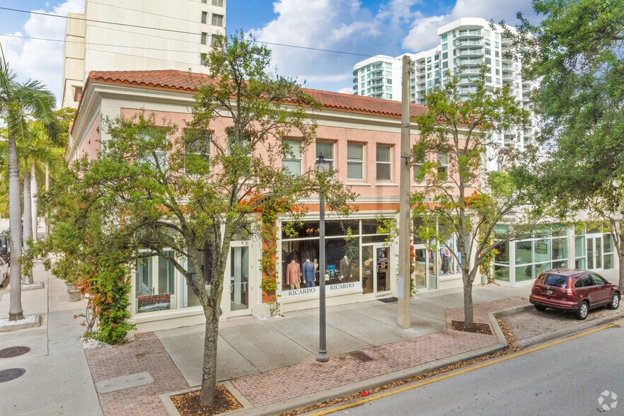 More Photos Of 303-311 Gardenia St, West Palm Beach Unknown For Lease