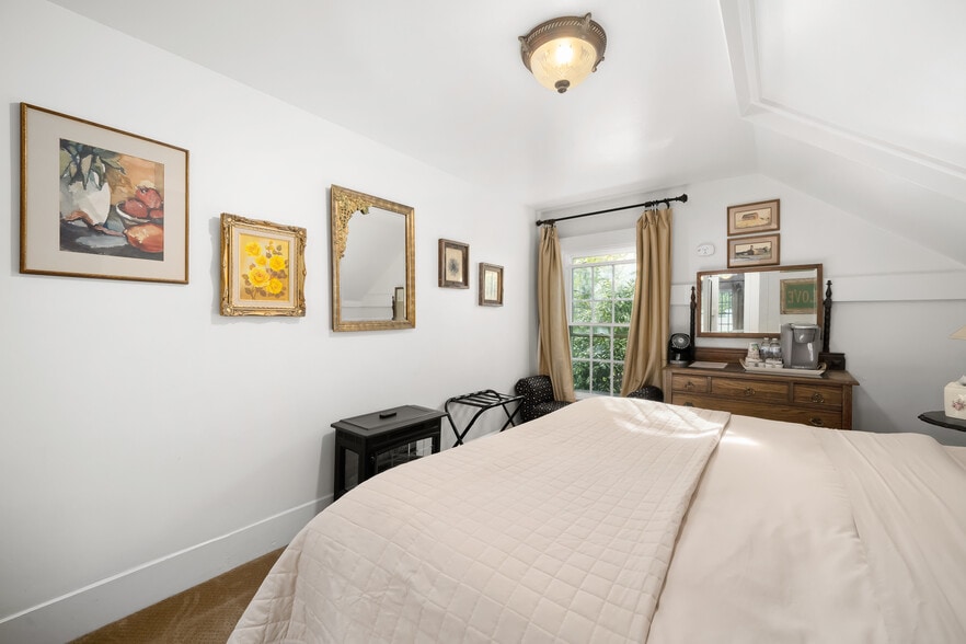 More Photos Of 2476 Main St, Cambria Hospitality For Sale