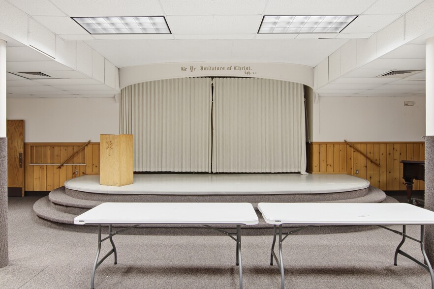 More Photos Of 1115 Greenbrier St, Saint Paul Religious Facility For Sale
