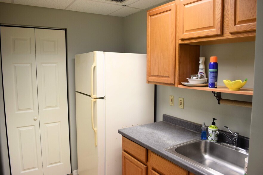 More Photos Of 2707 W Fairbanks Ave, Winter Park Office For Lease