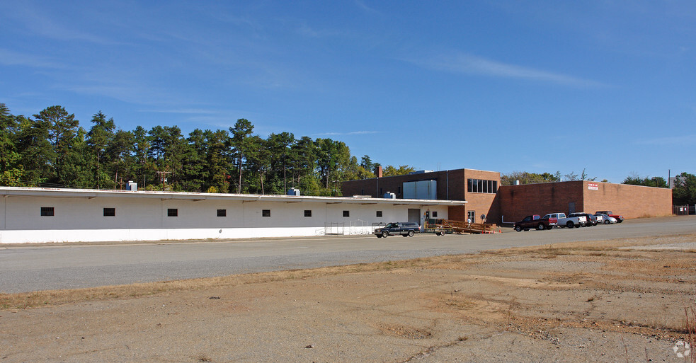 Primary Photo Of 535 E Clemmonsville Rd, Winston-Salem Manufacturing For Lease