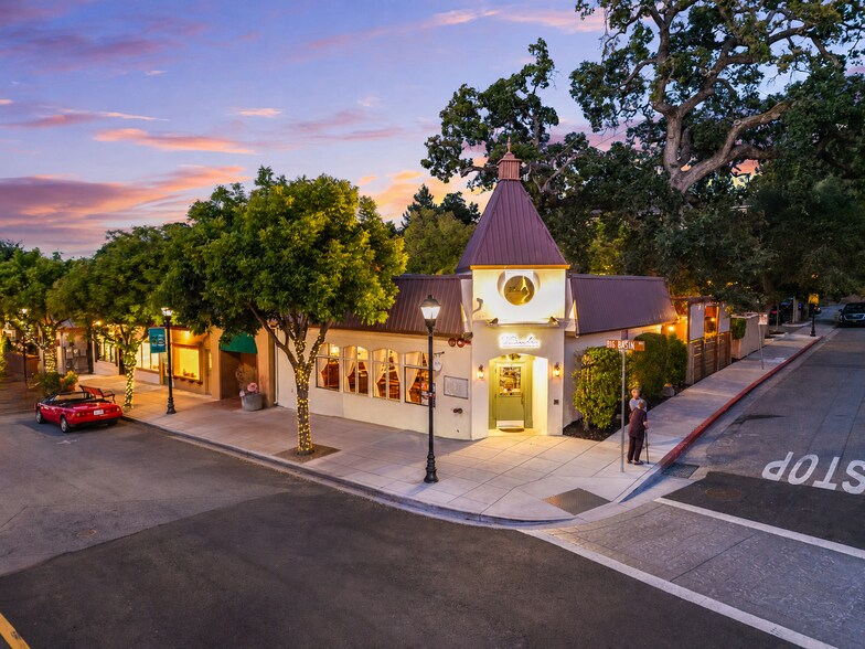 More Photos Of 14572 Big Basin Way, Saratoga Storefront For Sale