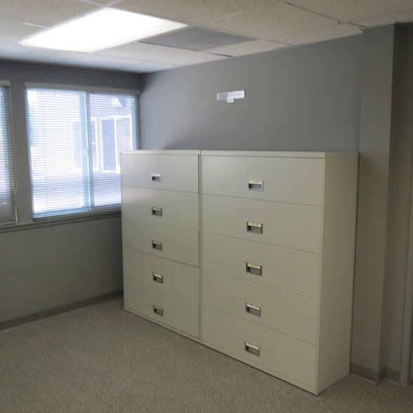 More Photos Of 13822 Beach Blvd, Westminster Office For Sale