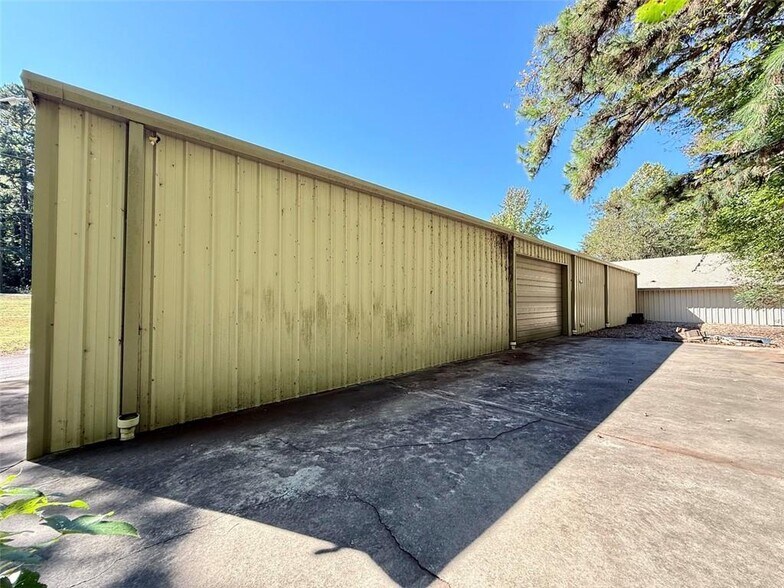 More Photos Of 15288 AR-22, Dardanelle Office For Sale