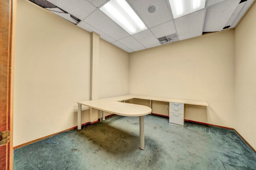 More Photos Of 333 E Channel St, Stockton Loft Creative Space For Sale