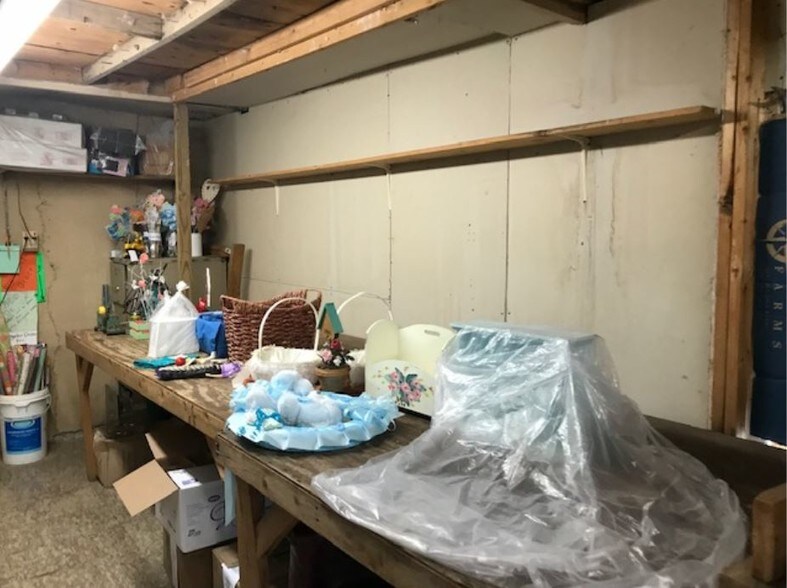 More Photos Of 1117-1119 Bustamante St, Laredo General Retail For Sale