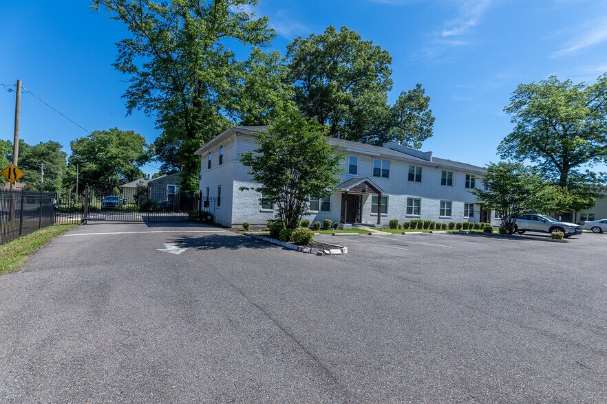 More Photos Of 170 N Hollywood St, Memphis Apartments For Sale