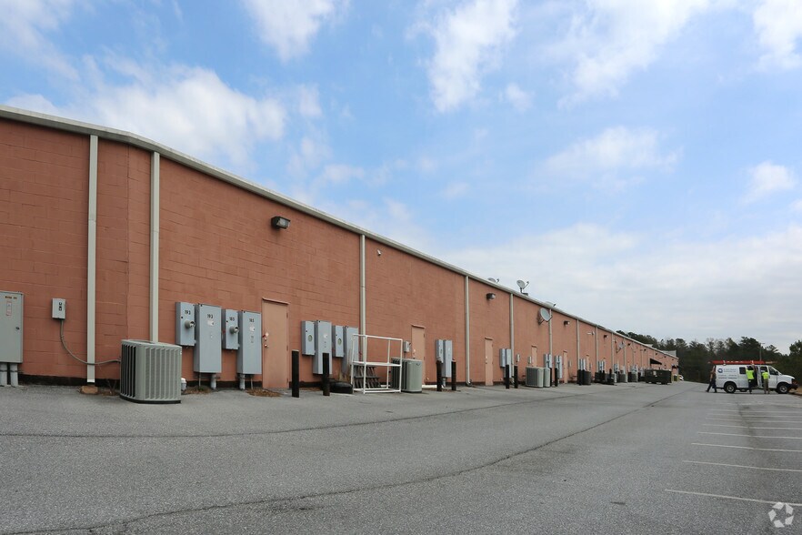 More Photos Of 76 Highland Pavilion Ct, Hiram Storefront For Lease