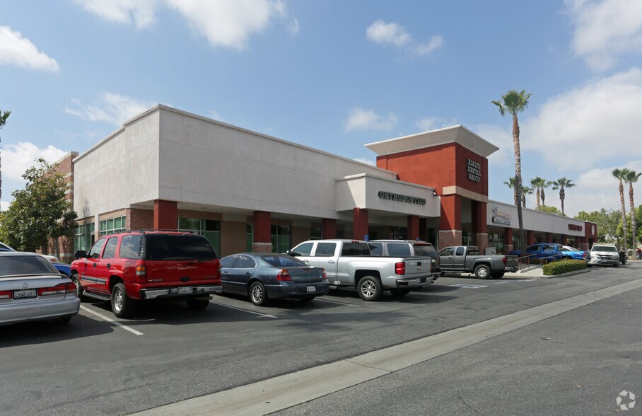 More Photos Of 1627-1629 S Riverside Ave, Rialto Unknown For Lease