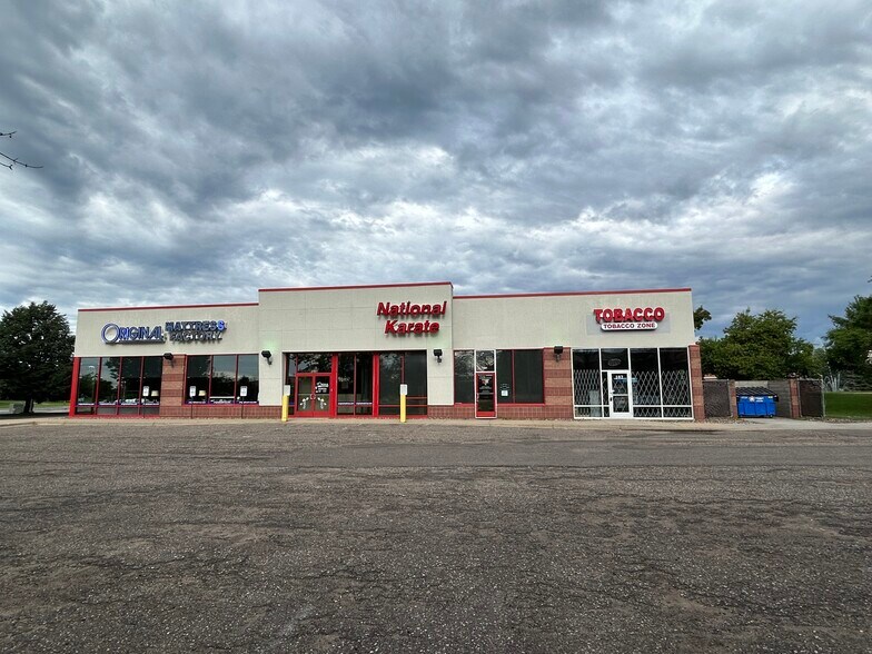 More Photos Of 8144 Coller Way, Woodbury General Retail For Sale