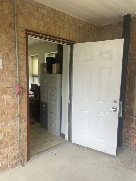 More Photos Of 15300-15404 Spencerville Ct, Burtonsville Medical For Sale