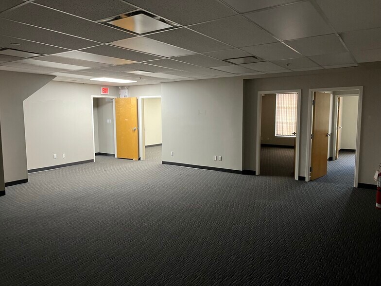 More Photos Of 19005 94th Ave, Surrey Flex For Lease