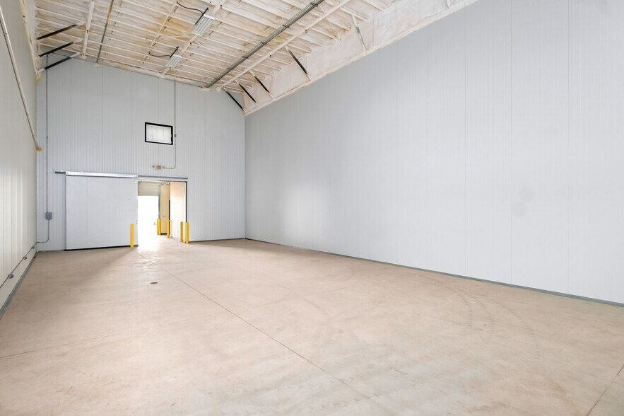 More Photos Of 9342 SE Loop 410, San Antonio Refrigeration Cold Storage For Sale