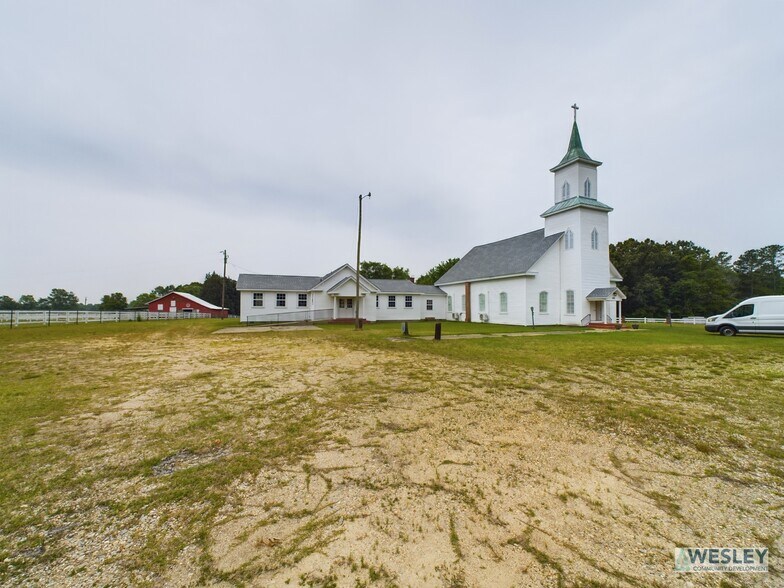 More Photos Of 6678 River Rd, Fuquay Varina Religious Facility For Sale
