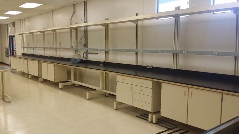 More Photos Of 1910-1920 5th St, Davis Light Manufacturing For Sale