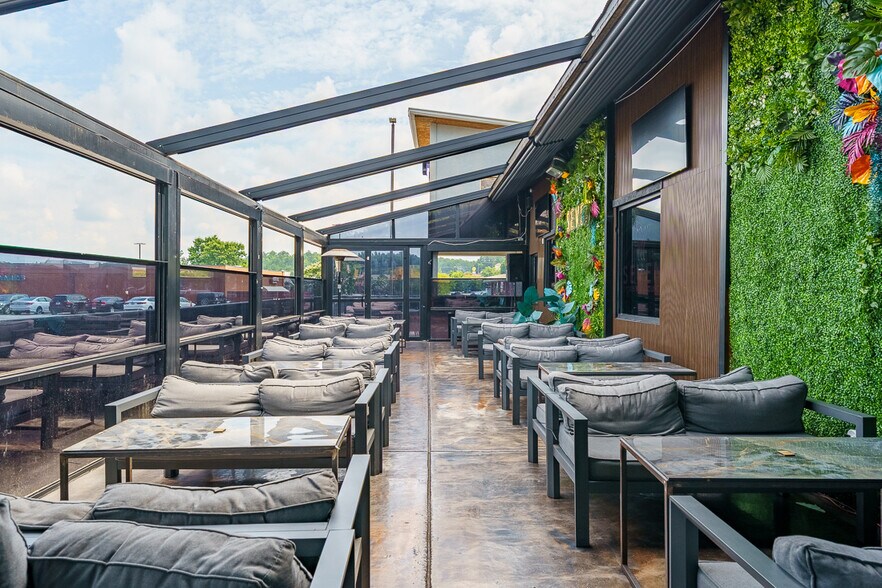 More Photos Of 3570 Highway 138 SE, Stockbridge Restaurant For Sale