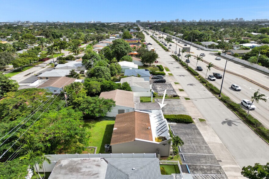 More Photos Of 51 E Commercial Blvd, Fort Lauderdale Medical For Sale