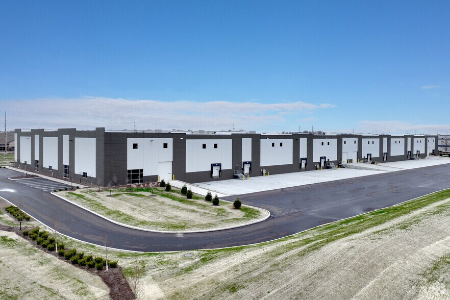 Primary Photo Of 9724 E 151st St, Noblesville Warehouse For Lease