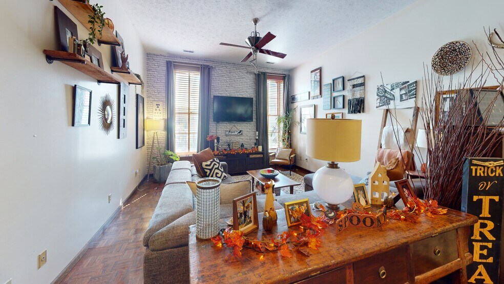 More Photos Of 816 Main St, Lafayette Storefront Retail Residential For Sale