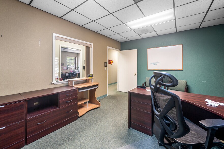 More Photos Of 760 S Stapley Dr, Mesa Office For Lease