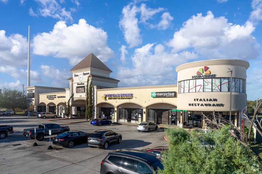 Primary Photo Of 4450 E Sam Houston Pky S, Pasadena General Retail For Lease