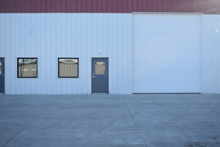 More Photos Of 1060 Madison St, Norwalk Warehouse For Sale