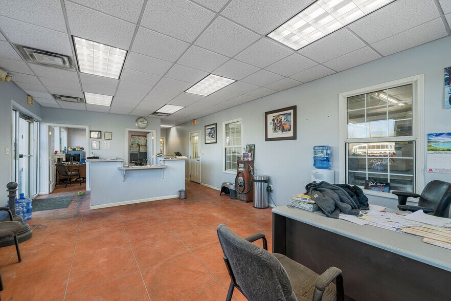 More Photos Of , Niagara Falls Unknown For Sale