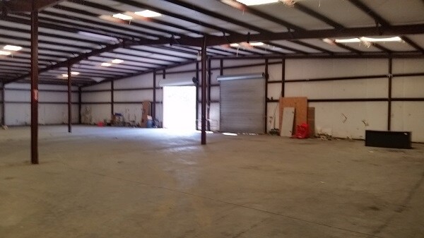 More Photos Of 905 Main St N, Pearson Warehouse For Sale