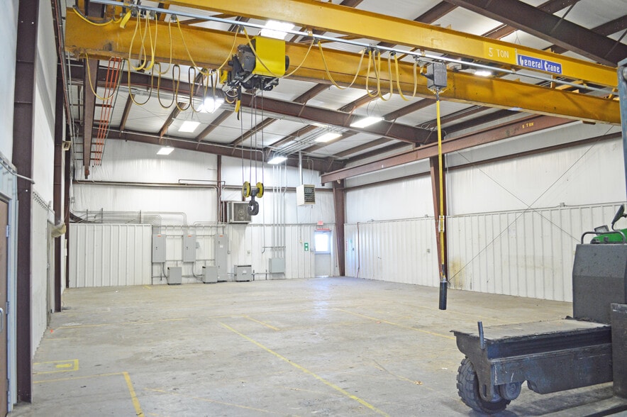 More Photos Of 9800 W Reno Ave, Oklahoma City Warehouse For Sale