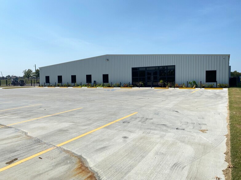 More Photos Of 11200 S 225th East Ave, Broken Arrow Industrial For Sale